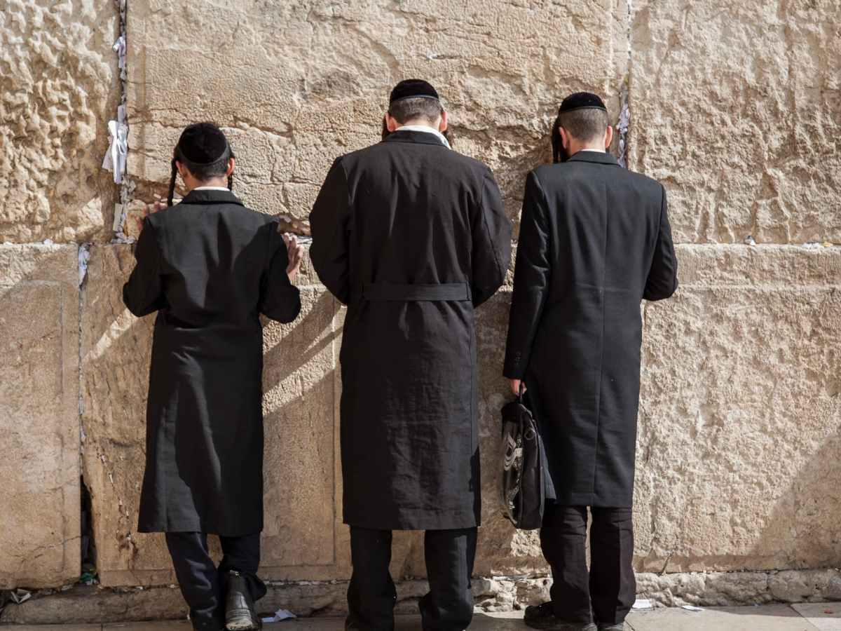 (JERUSALEM) Israeli archaeologists have announced the discovery of dozens of new Dead Sea Scroll fragments bearing a biblical text found in a desert cave #AceHistoryDesk report